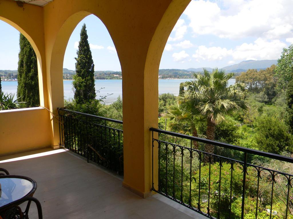 Villa Efterpi Kontokali Exteriör bild