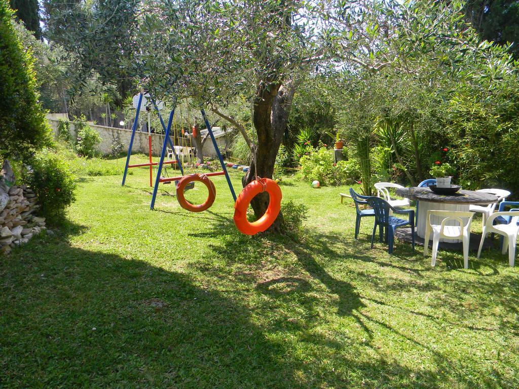 Villa Efterpi Kontokali Exteriör bild