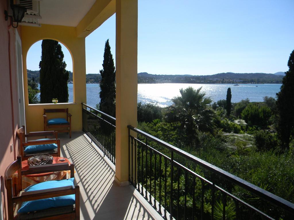 Villa Efterpi Kontokali Exteriör bild