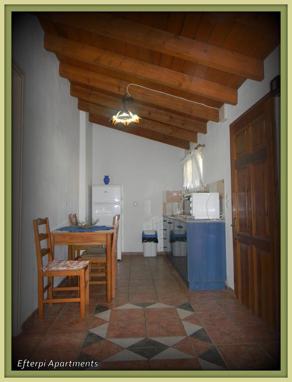 Villa Efterpi Kontokali Rum bild